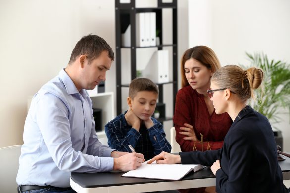 Parenting Coordinators in Illinois: What Divorcing Parents Need to Know